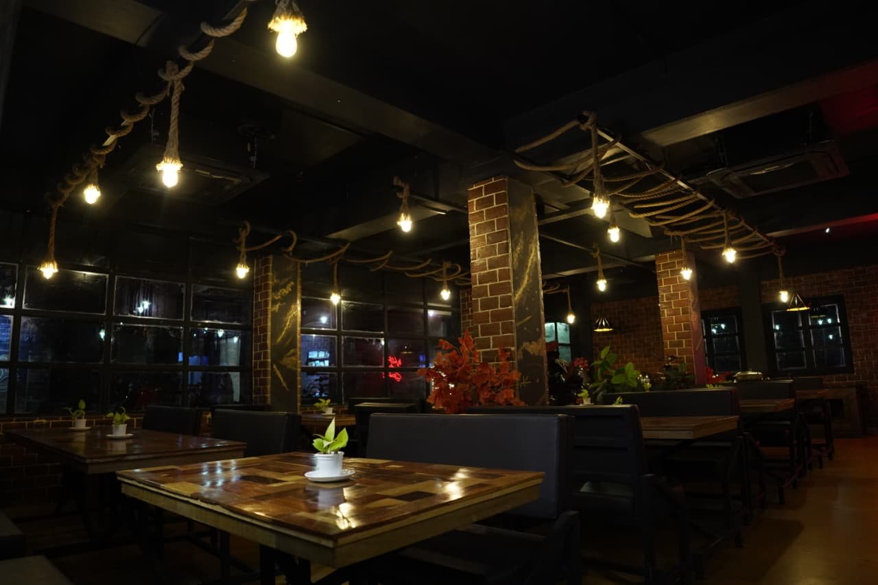 Brick House In-house Restaurant